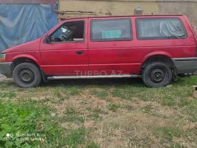 Chrysler  1995, 300,000 km - 2.0 l - Quba