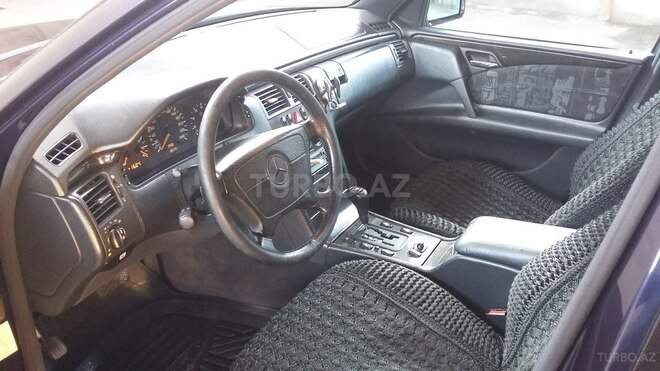 Mercedes E 230 1997, 195,000 km - 2.3 l - Şəmkir