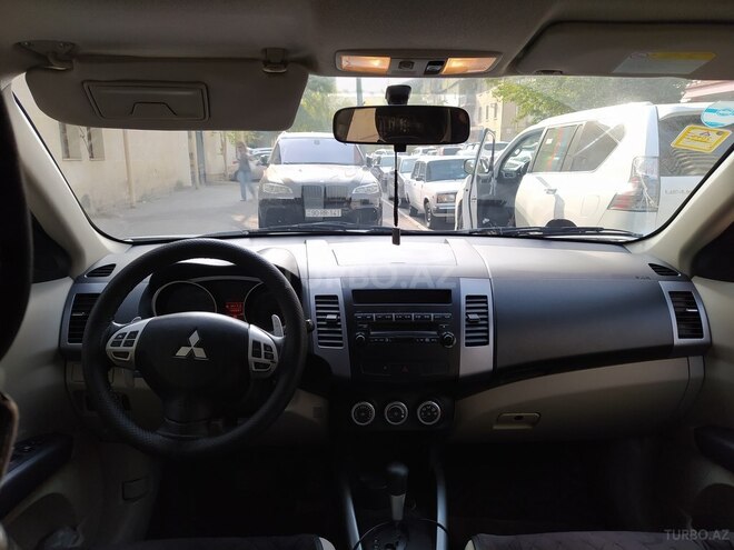 Mitsubishi Outlander 2008, 190,000 km - 2.4 л - Bakı