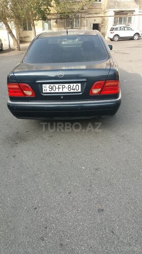 Mercedes E 220 1998, 247,700 km - 2.2 л - Bakı