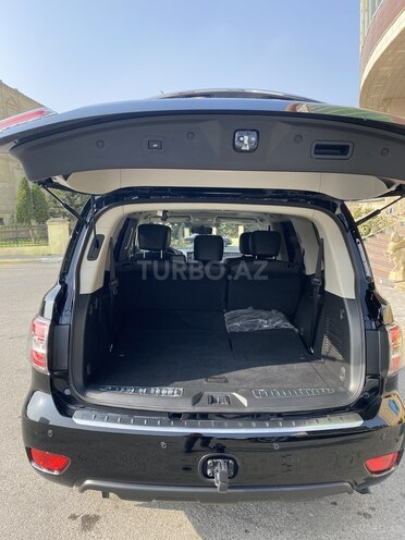 Nissan Patrol 2018, 30,000 km - 4.0 л - Bakı
