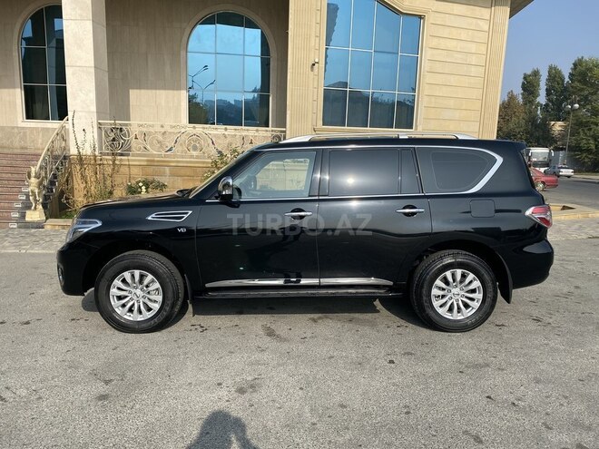 Nissan Patrol 2018, 30,000 km - 4.0 л - Bakı