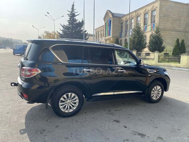 Nissan Patrol 2018, 30,000 km - 4.0 л - Bakı