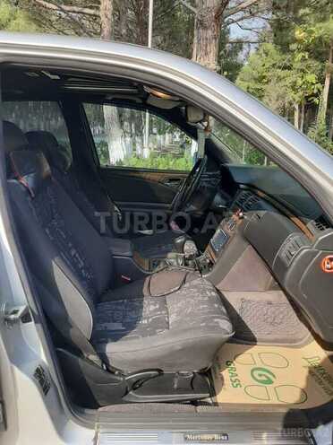 Mercedes E 220 1999, 371,000 km - 2.2 л - Sumqayıt