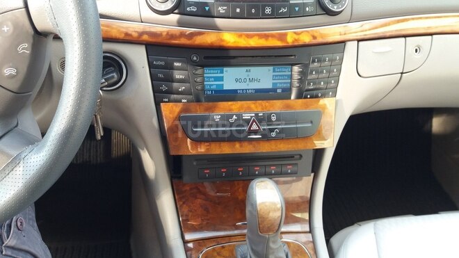 Mercedes E 240 2002, 185,000 km - 2.6 l - Bakı