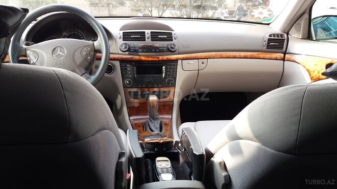 Mercedes E 240 2002, 185,000 km - 2.6 l - Bakı