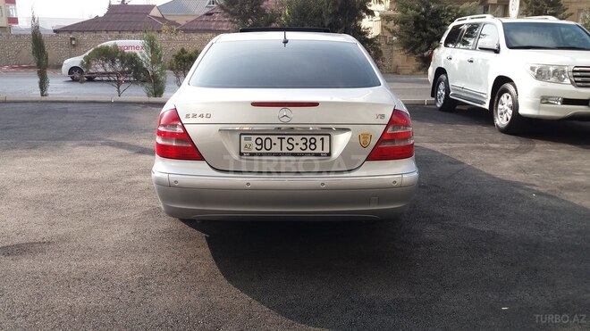 Mercedes E 240 2002, 185,000 km - 2.6 l - Bakı