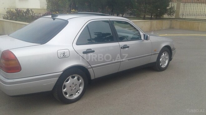 Mercedes C 220 1995, 350,000 km - 2.2 л - Gəncə