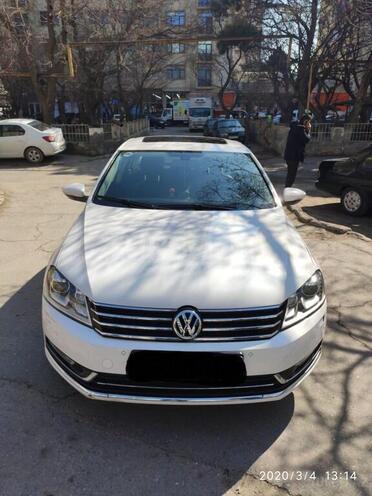 Volkswagen Passat 2014, 122,222 km - 1.8 l - Bakı