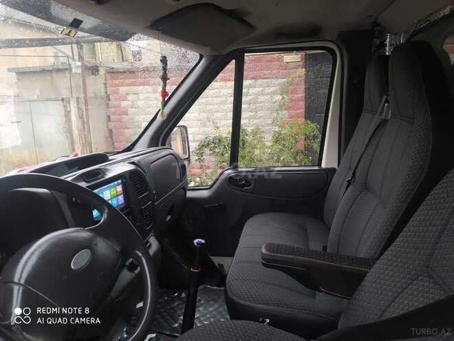 Ford Transit 2002, 325,000 km - 2.5 l - Xaçmaz