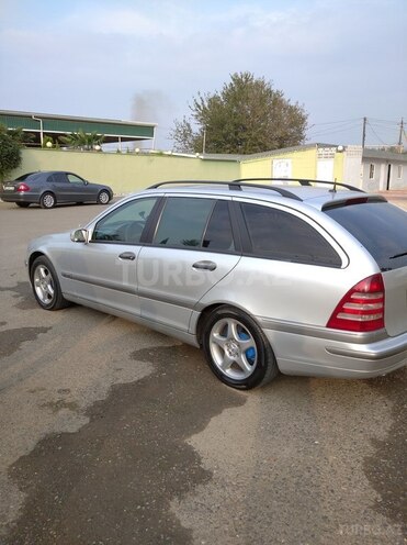 Mercedes C 220 2003, 250,000 km - 2.2 l - Biləsuvar