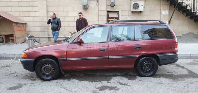 Opel Astra 1993, 250,000 km - 1.6 l - Bakı