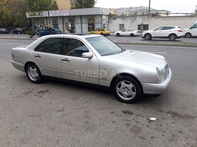 Mercedes E 200 1999, 253,000 km - 2.0 l - Bakı
