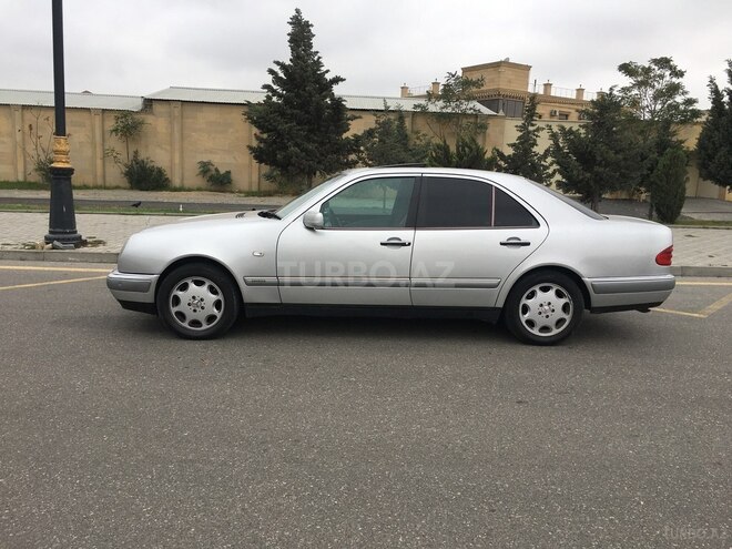 Mercedes E 280 1997, 345,000 km - 2.8 l - Bakı