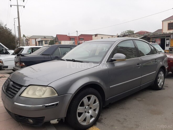 Volkswagen Passat 2004, 250,000 km - 1.8 л - Bakı