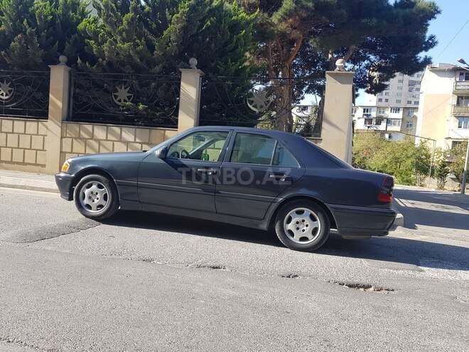 Mercedes C 230 1999, 240,000 km - 2.3 l - Bakı
