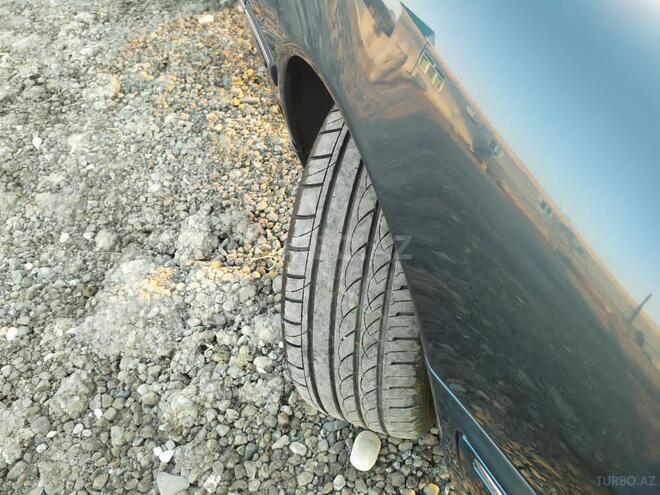 Mercedes E 240 1999, 229,460 km - 2.4 л - Zərdab