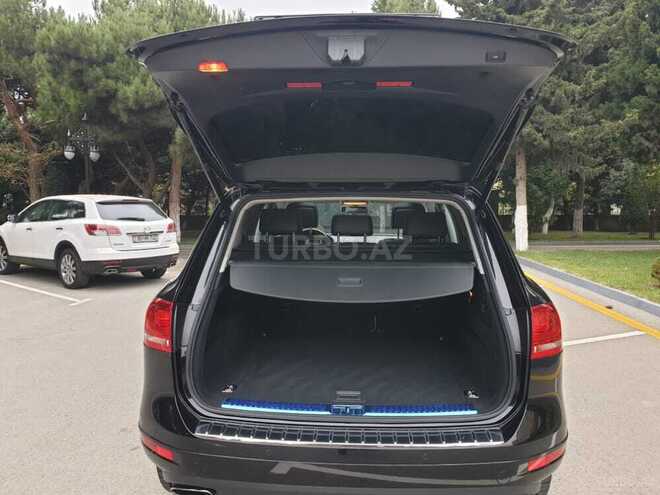 Volkswagen Touareg 2014, 65,600 km - 3.6 l - Bakı
