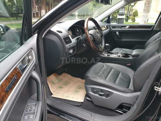 Volkswagen Touareg 2014, 65,600 km - 3.6 l - Bakı