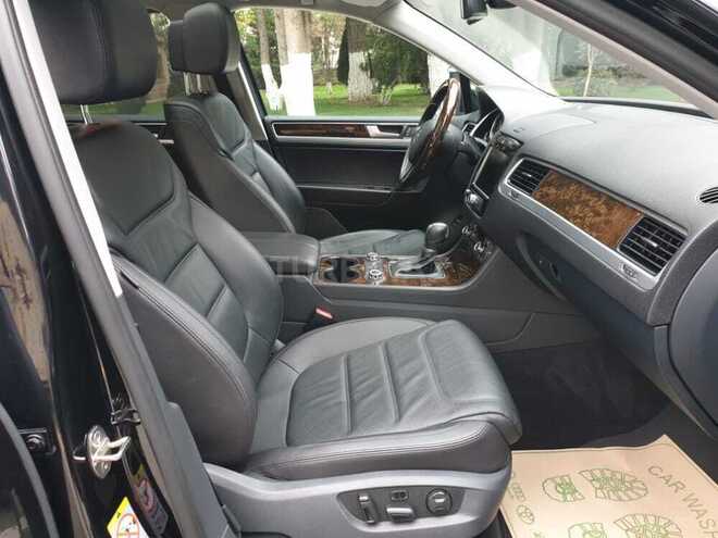 Volkswagen Touareg 2014, 65,600 km - 3.6 l - Bakı