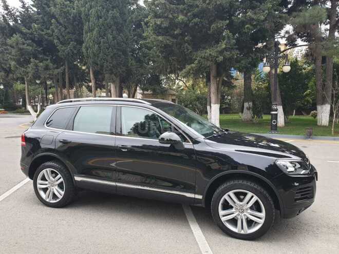 Volkswagen Touareg 2014, 65,600 km - 3.6 l - Bakı
