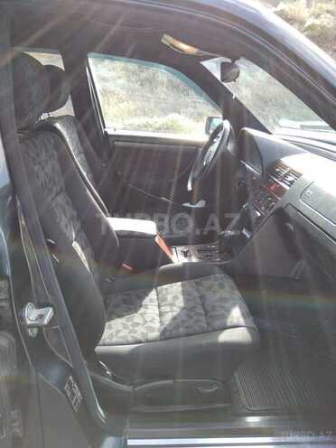 Mercedes C 180 1999, 374,000 km - 1.8 л - Salyan