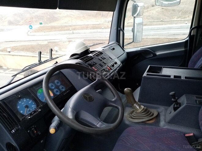 Mercedes Atego 2528 2004, 492,000 km - 6.5 l - Bakı