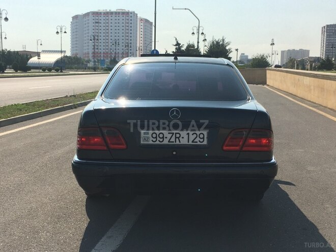 Mercedes E 320 1997, 242,500 km - 3.2 l - Bakı