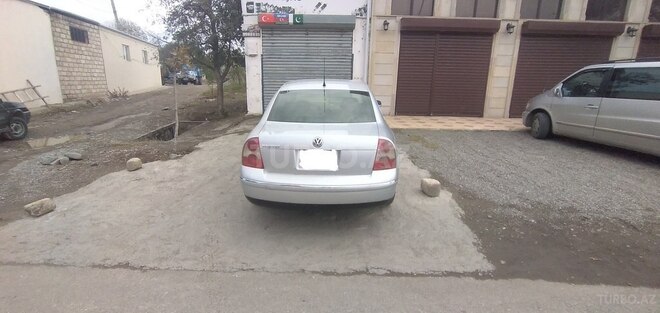 Volkswagen Passat 2001, 267,431 km - 2.0 л - Gəncə