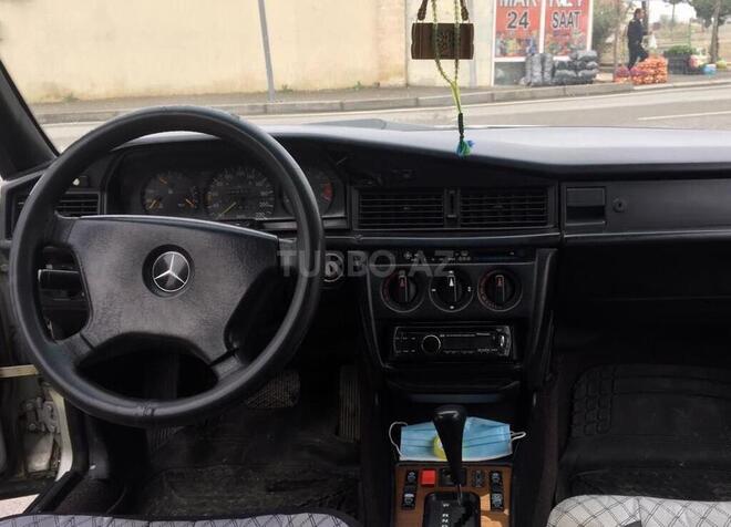 Mercedes 190 1984, 200,000 km - 2.0 l - Bakı