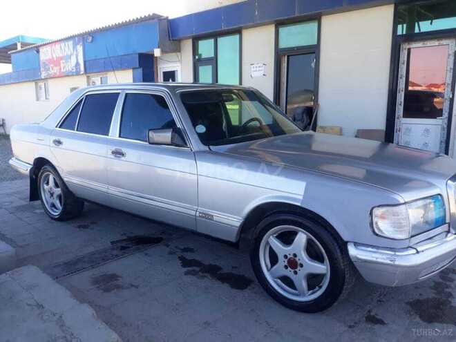 Mercedes E 250 1980, 256,478 km - 2.5 л - Sumqayıt