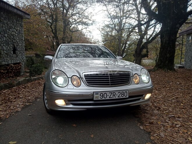 Mercedes E 240 2005, 215,000 km - 2.6 л - Oğuz