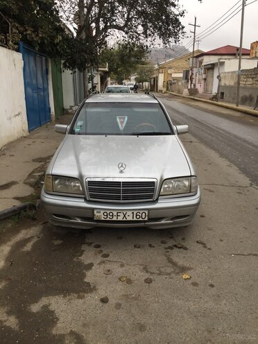 Mercedes C 200 2000, 450,000 km - 2.0 l - Bakı