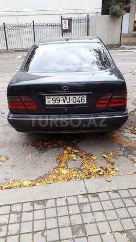 Mercedes E 320 2001, 274,263 km - 3.2 l - Bakı