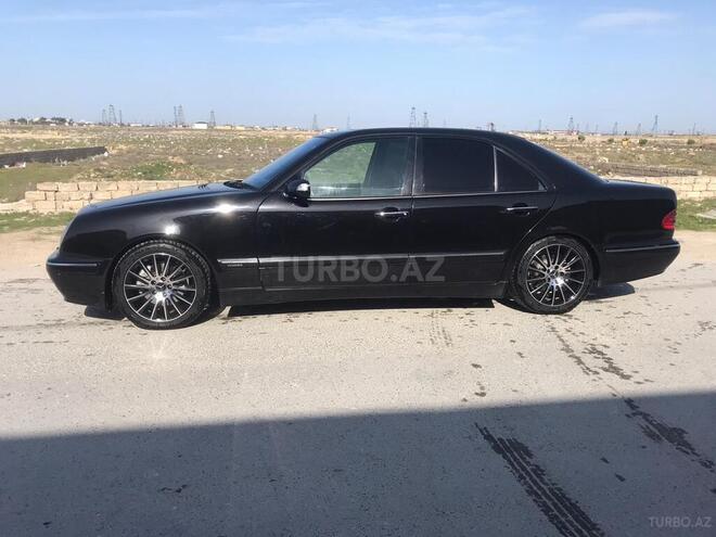Mercedes E 320 2001, 274,263 km - 3.2 l - Bakı