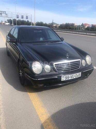 Mercedes E 320 2001, 274,263 km - 3.2 l - Bakı