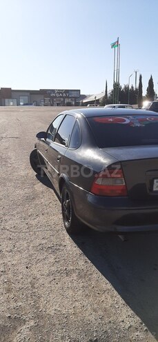 Opel Vectra 1997, 340,450 km - 1.6 л - Şəmkir