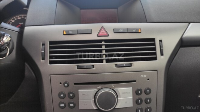 Opel Astra 2005, 190,000 km - 1.4 l - Bakı
