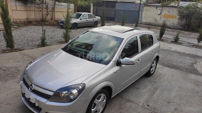 Opel Astra 2005, 190,000 km - 1.4 l - Bakı