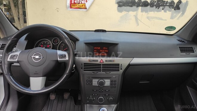 Opel Astra 2005, 190,000 km - 1.4 l - Bakı