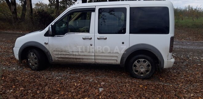 Ford Tourneo Connect 2007, 260,000 km - 1.8 l - Xaçmaz