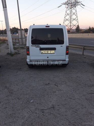 Ford Tourneo Connect 2007, 260,000 km - 1.8 l - Xaçmaz