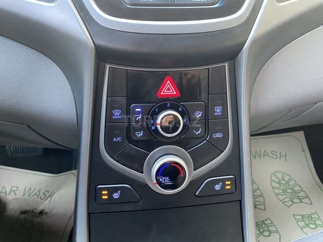 Hyundai Elantra 2015, 56,606 km - 1.8 л - Bakı