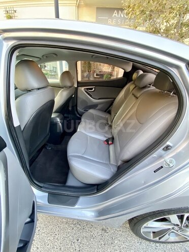 Hyundai Elantra 2015, 56,606 km - 1.8 л - Bakı