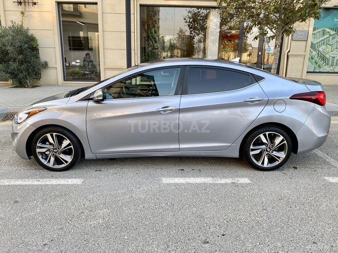 Hyundai Elantra 2015, 56,606 km - 1.8 л - Bakı