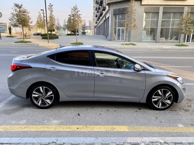 Hyundai Elantra 2015, 56,606 km - 1.8 л - Bakı