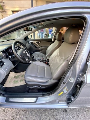 Hyundai Elantra 2015, 56,606 km - 1.8 л - Bakı