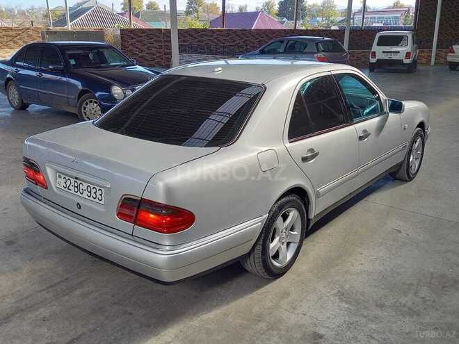 Mercedes E 200 1998, 289,023 km - 2.0 l - Göygöl