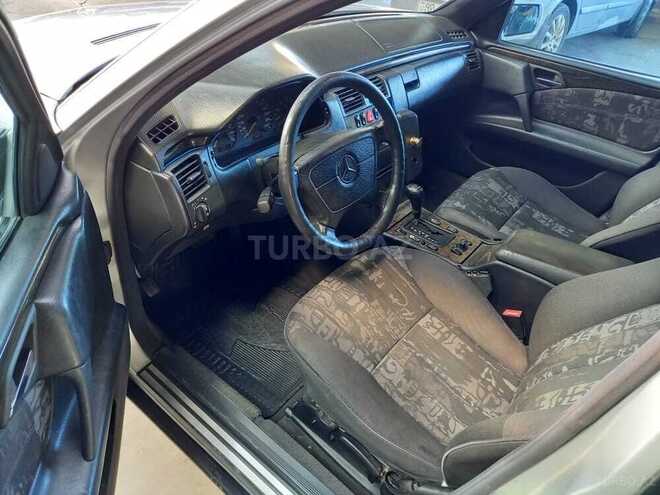 Mercedes E 200 1998, 289,023 km - 2.0 l - Göygöl