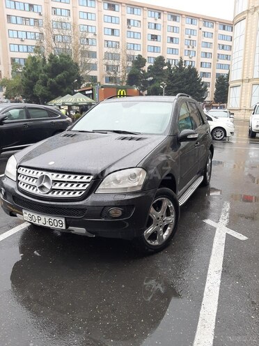 Mercedes ML 350 2007, 300,000 km - 3.5 l - Bakı